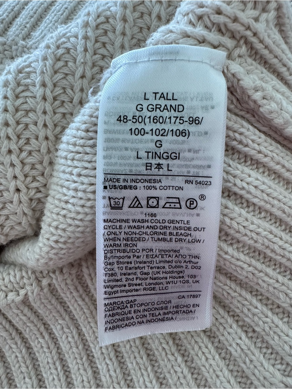 GAP V neck cable knit sweater in cream size Large Tall - Picture 5 of 5